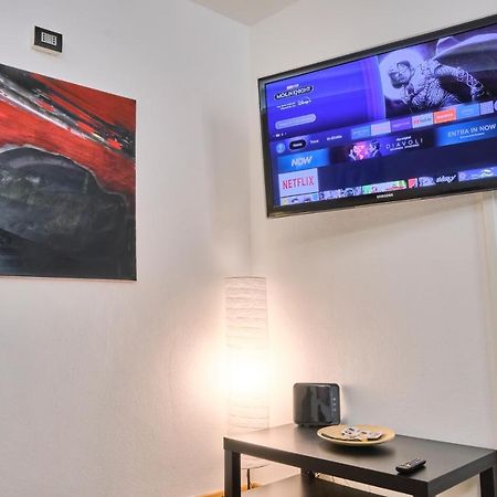 Centro-Lecco Romantico Appartamento Sul Lago Bagian luar foto
