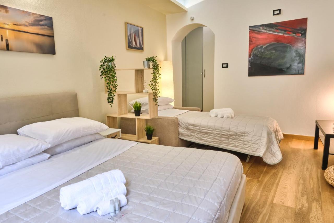Centro-Lecco Romantico Appartamento Sul Lago Bagian luar foto