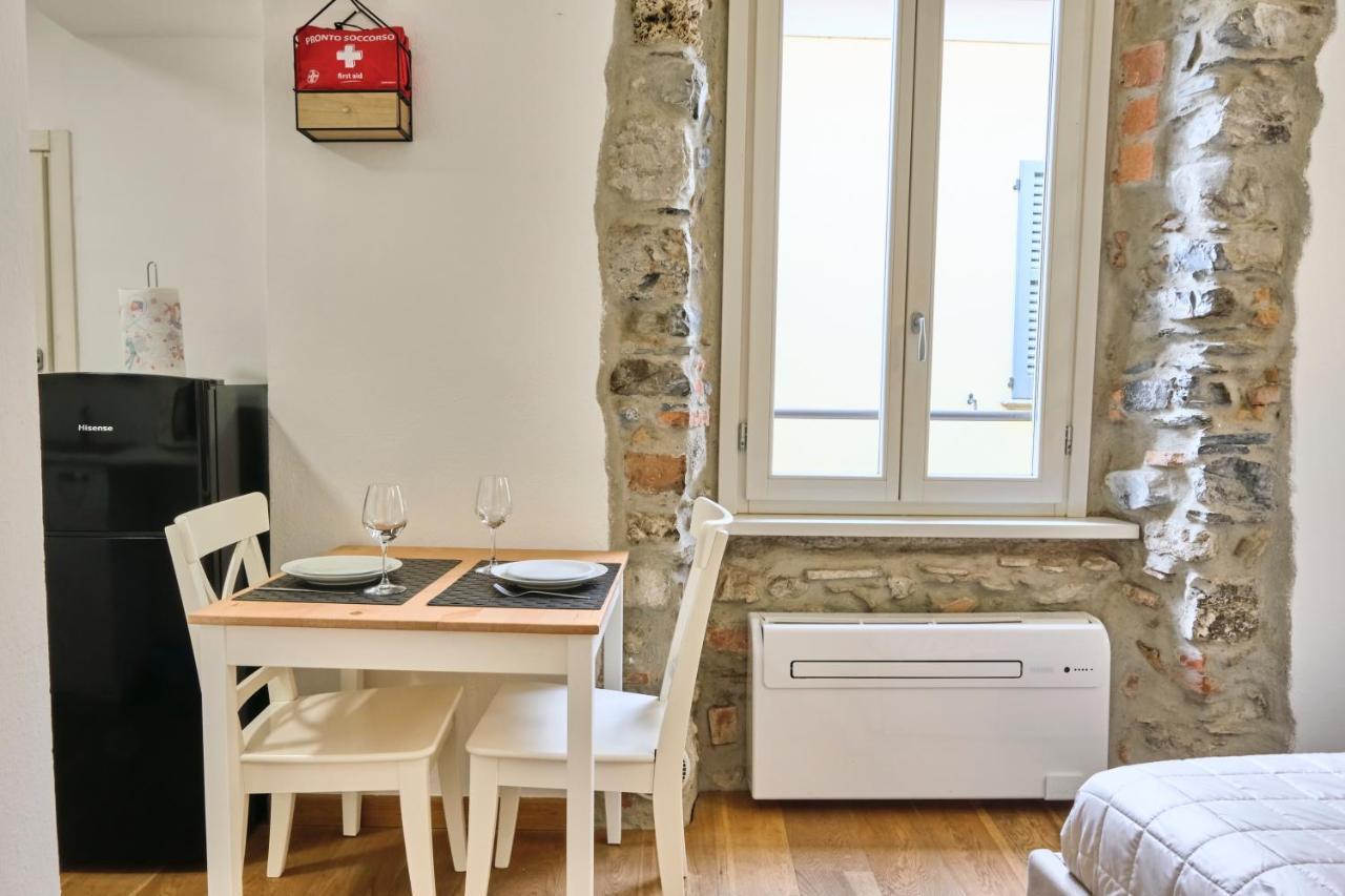 Centro-Lecco Romantico Appartamento Sul Lago Bagian luar foto